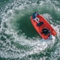 Red Boten Varen zonder zorgen: polyethyleen boten | PAN's Marine